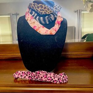 Scarves 🧣set of 4